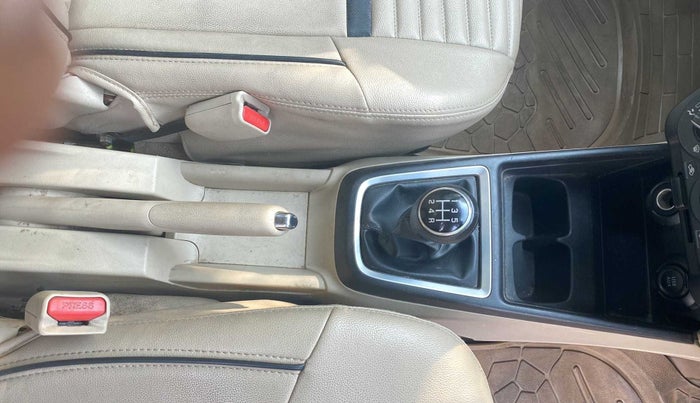 2019 Maruti Dzire VXI, Petrol, Manual, 59,029 km, Gear Lever
