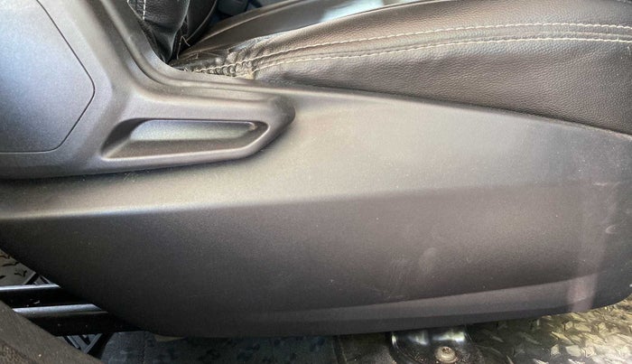 2022 Tata NEXON XM SUNROOF PETROL, Petrol, Manual, 51,710 km, Driver Side Adjustment Panel