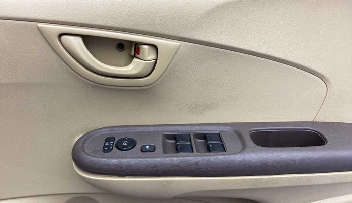 2013 Honda Brio S MT, Petrol, Manual, 44,781 km, Driver Side Door Panels Control