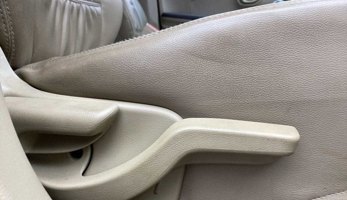 2013 Honda Brio S MT, Petrol, Manual, 44,781 km, Driver Side Adjustment Panel