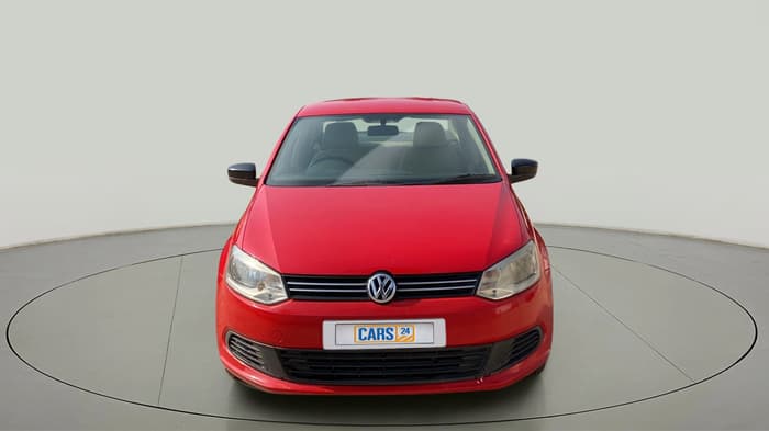 2010 Volkswagen Vento TRENDLINE 1.6, Petrol, Manual, 71,366 km, Front