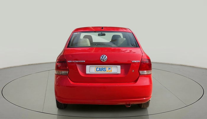 2010 Volkswagen Vento TRENDLINE 1.6, Petrol, Manual, 71,366 km, Back/Rear