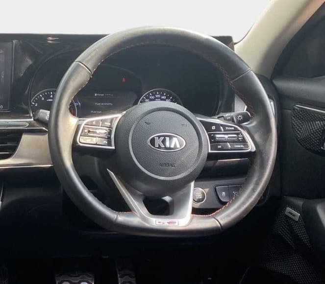 2021 KIA SELTOS GTX PLUS 1.4 PETROL DCT DUAL TONE, Petrol, Automatic, 30,414 km, Steering Wheel Close Up