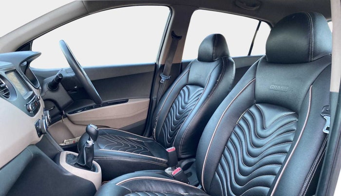 2018 Hyundai Grand i10 SPORTZ 1.2 KAPPA VTVT, Petrol, Manual, 81,153 km, Right Side Front Door Cabin