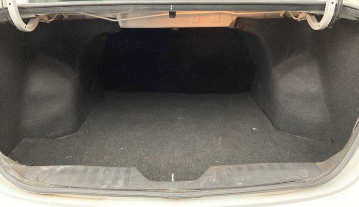 2019 Maruti Ciaz ALPHA 1.5 SHVS PETROL, Petrol, Manual, 34,967 km, Boot Inside