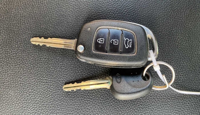 2016 Hyundai Elite i20 MAGNA 1.2, Petrol, Manual, 97,157 km, Key Close Up