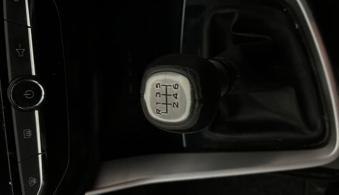 2021 MG HECTOR SUPER 1.5 PETROL, Petrol, Manual, 23,961 km, Gear Lever