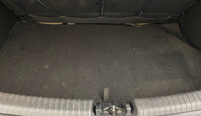 2016 Hyundai Grand i10 ASTA 1.2 KAPPA VTVT, Petrol, Manual, 72,371 km, Boot Inside