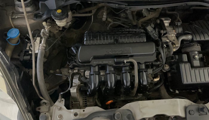 2015 Honda Amaze 1.2L I-VTEC SX, Petrol, Manual, 1,00,201 km, Engine View - Right