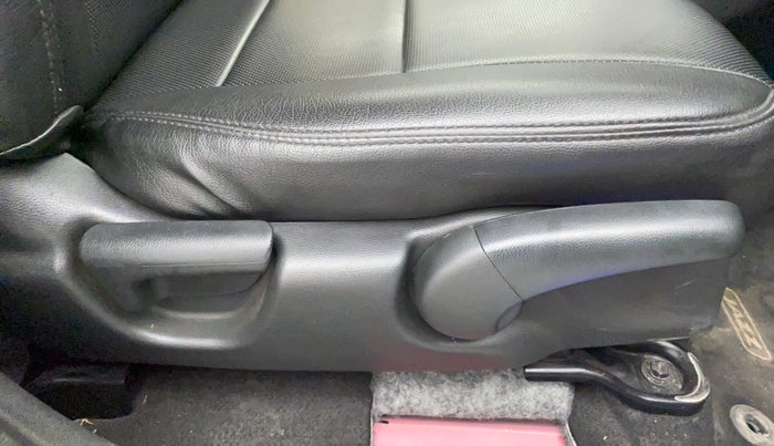 2019 Honda Jazz 1.2L I-VTEC VX EXCLUSIVE EDITION CVT, Petrol, Automatic, 50,509 km, Driver Side Adjustment Panel