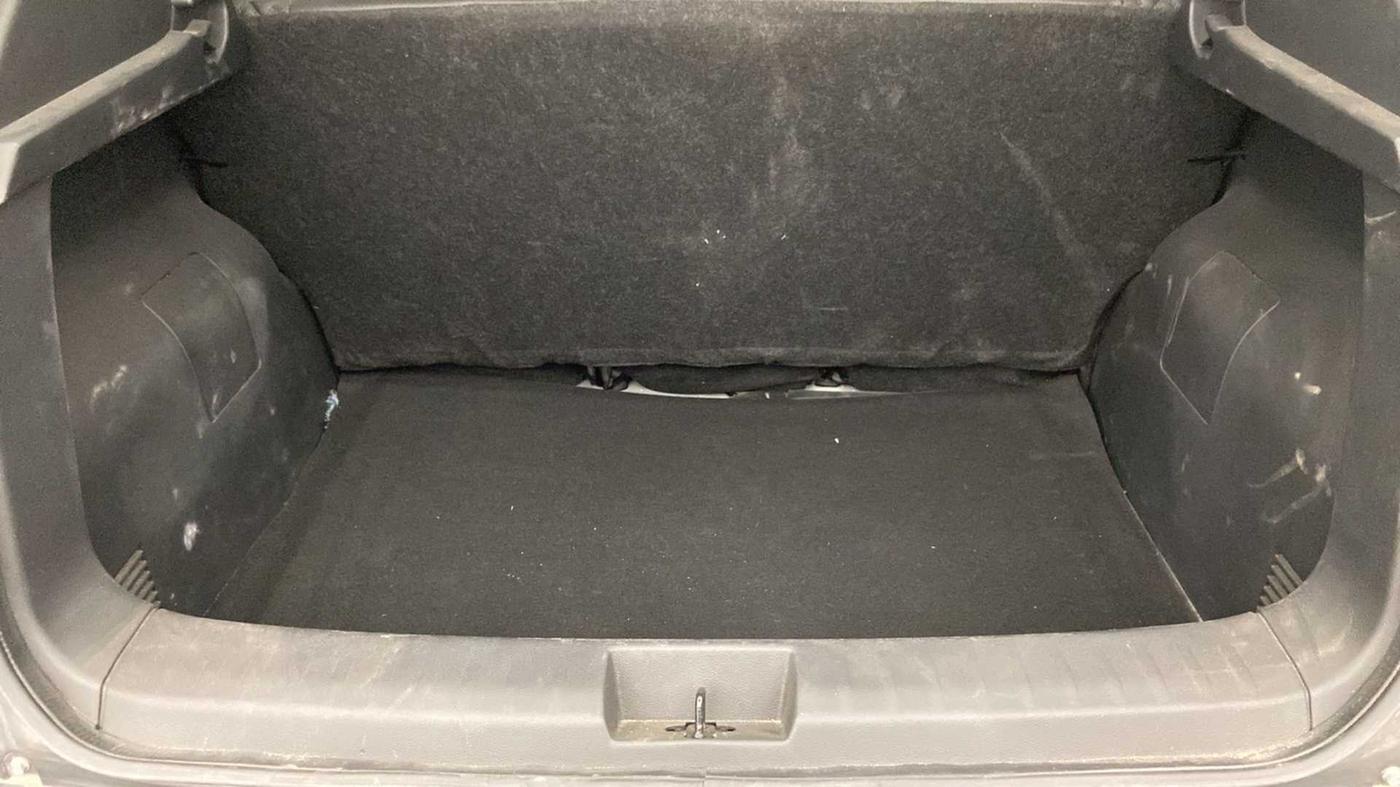 2022 Nissan MAGNITE XE, Petrol, Manual, 19,900 km, Boot Inside