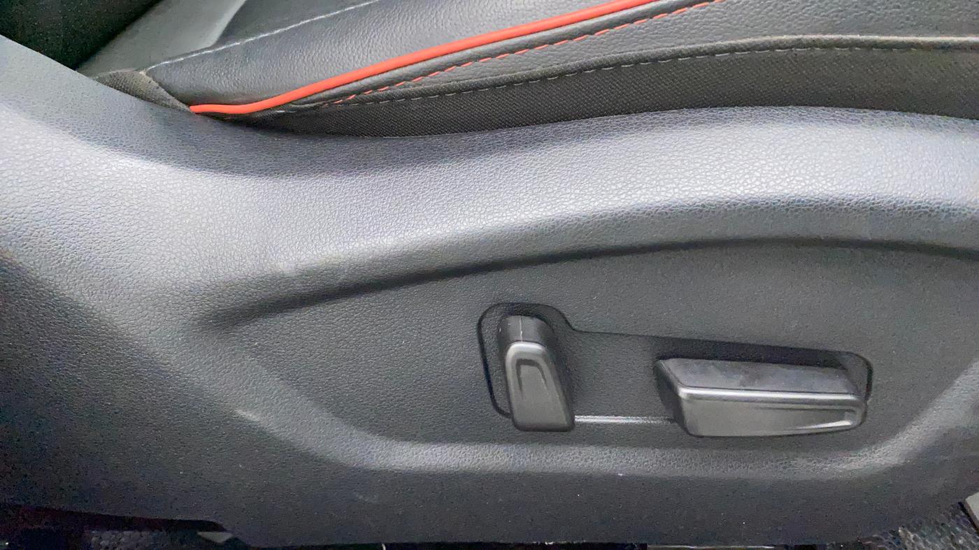 2022 Hyundai Creta SX (O) 1.4 TURBO DCT, Petrol, Automatic, 8,909 km, Driver Side Adjustment Panel