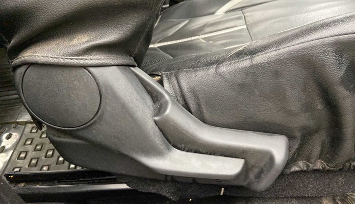 2018 Maruti Swift LXI, Petrol, Manual, 63,603 km, Driver Side Adjustment Panel