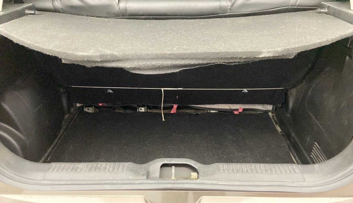 2018 Maruti Swift LXI, Petrol, Manual, 63,603 km, Boot Inside