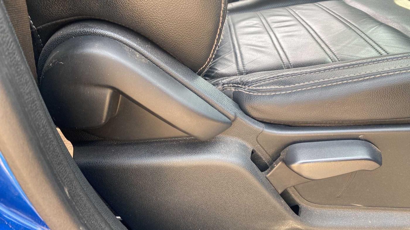 2018 Ford Ecosport TITANIUM + 1.5L PETROL AT, Petrol, Automatic, 81,814 km, Driver Side Adjustment Panel