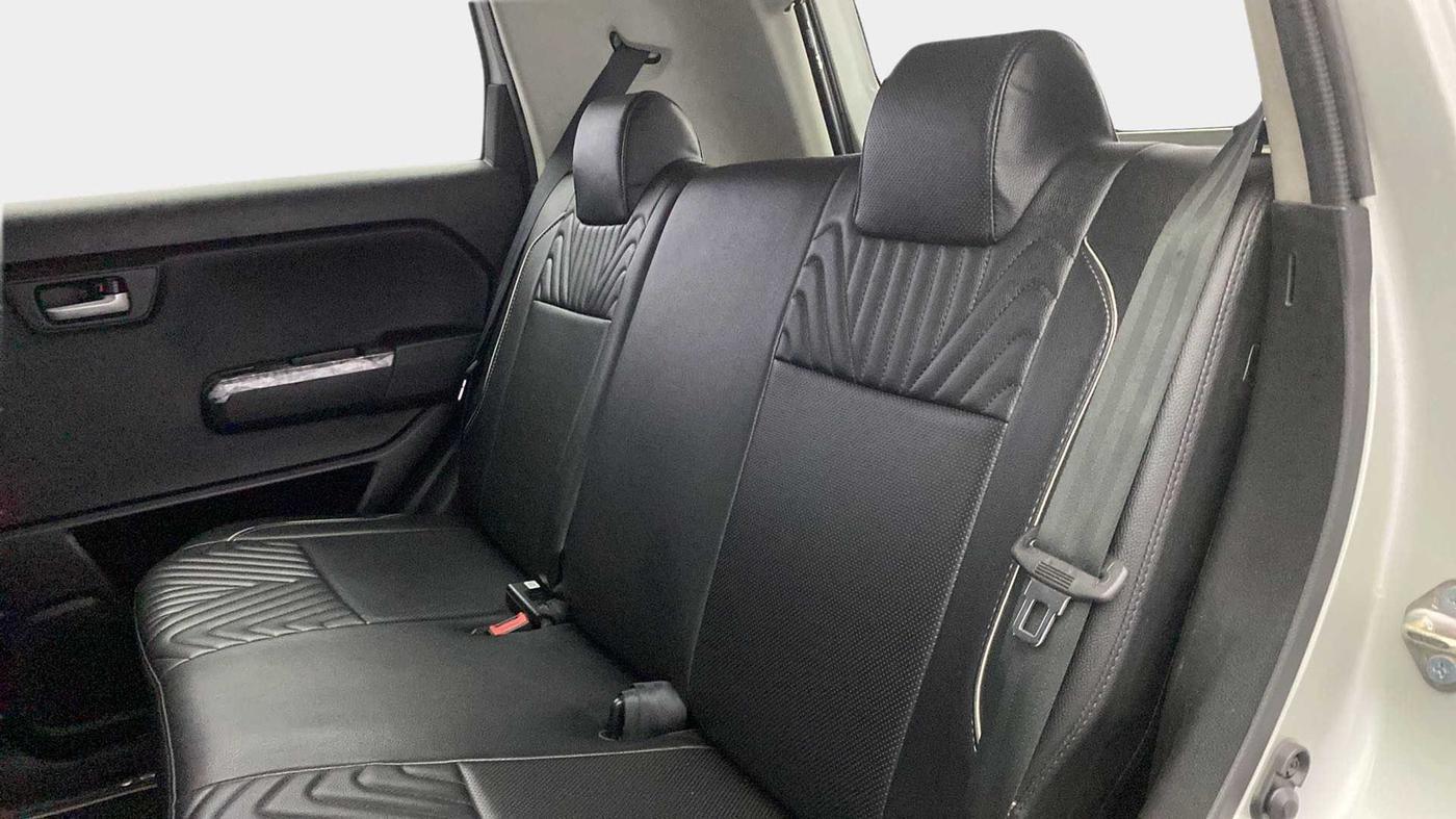 2019 Maruti New Wagon-R VXI 1.0, Petrol, Manual, 16,552 km, Right Side Rear Door Cabin