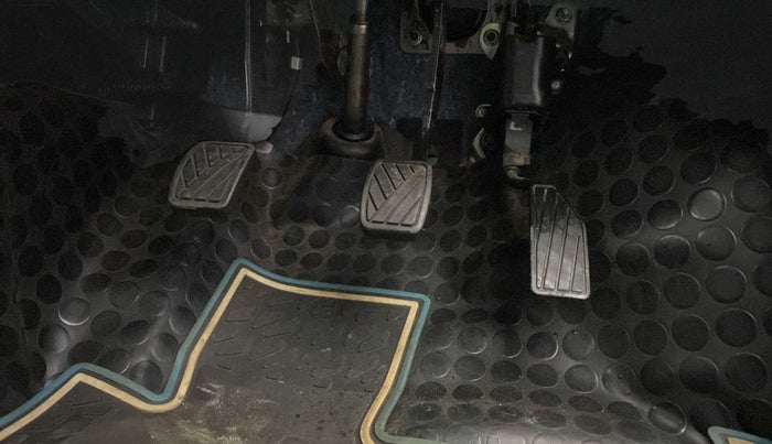 2019 Maruti New Wagon-R VXI 1.0, Petrol, Manual, 16,552 km, Pedals