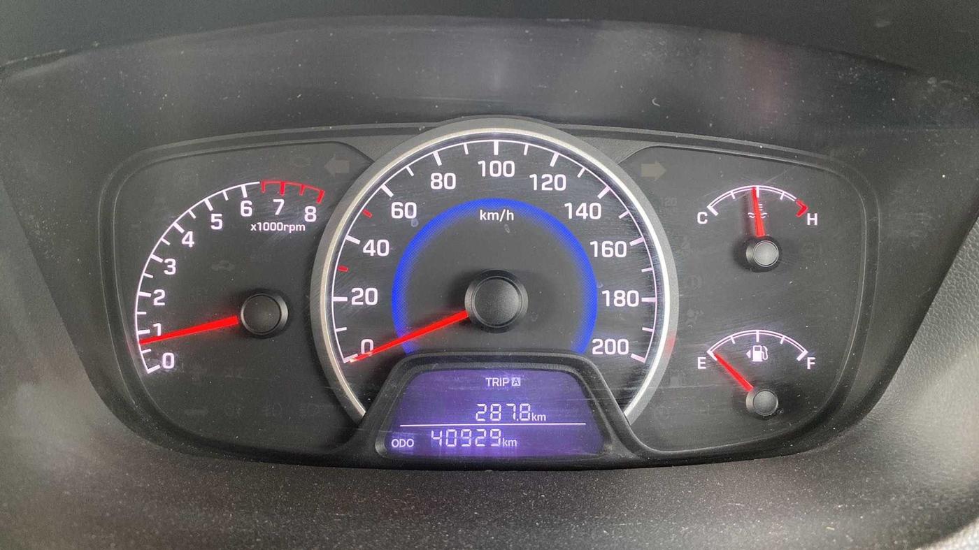 2018 Hyundai Grand i10 SPORTZ 1.2 KAPPA VTVT, Petrol, Manual, 40,898 km, Odometer Image
