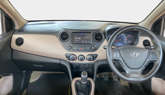 2018 Hyundai Grand i10 SPORTZ 1.2 KAPPA VTVT, Petrol, Manual, 40,898 km, Dashboard