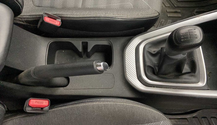 2022 KIA SONET HTK PLUS 1.0 IMT, Petrol, Manual, 32,272 km, Gear Lever