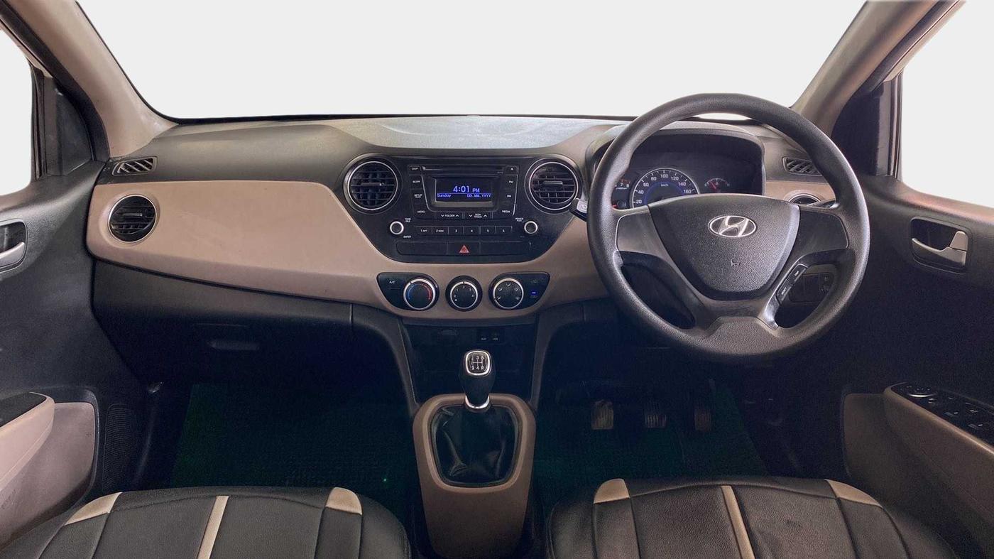 2014 Hyundai Grand i10 SPORTZ 1.2 KAPPA VTVT, Petrol, Manual, 64,370 km, Dashboard
