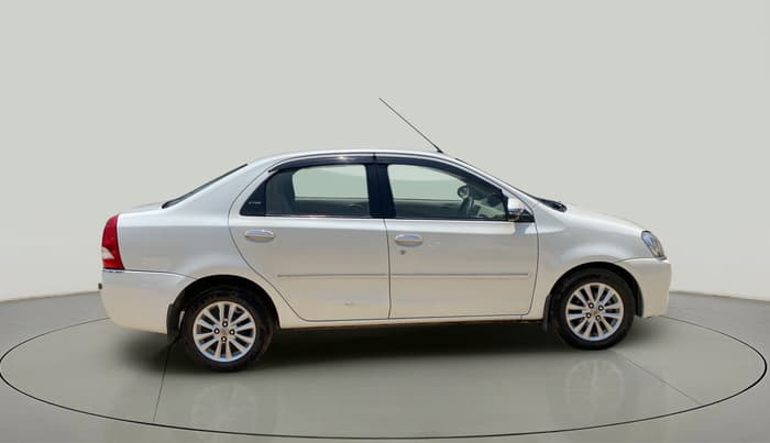2014 Toyota Etios VX-D, Diesel, Manual, 84,233 km, Right Side View