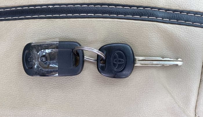 2014 Toyota Etios VX-D, Diesel, Manual, 84,233 km, Key Close Up