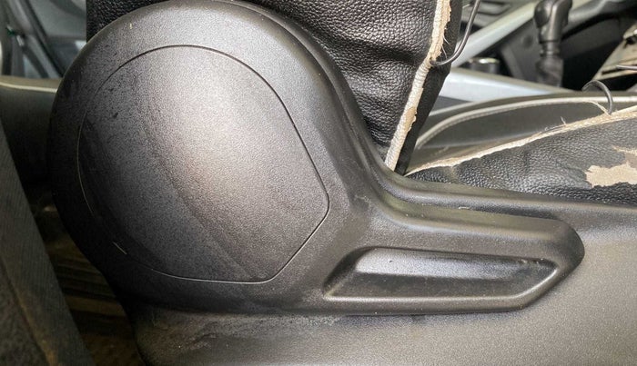 2020 Tata NEXON XM DIESEL, Diesel, Manual, 70,759 km, Driver Side Adjustment Panel