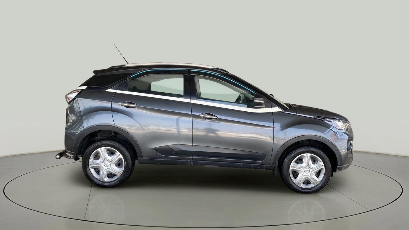 2020 Tata NEXON XM DIESEL, Diesel, Manual, 70,759 km, Right Side View