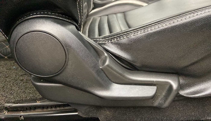 2020 Maruti Baleno DELTA PETROL 1.2, Petrol, Manual, 22,808 km, Driver Side Adjustment Panel
