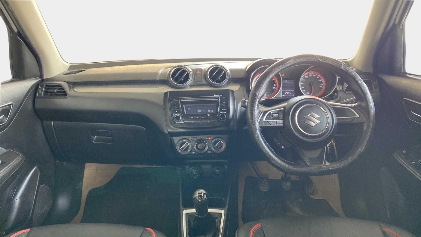 2020 Maruti Swift VXI, Petrol, Manual, 32,914 km, Dashboard