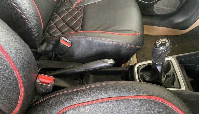 2020 Maruti Swift VXI, Petrol, Manual, 32,914 km, Gear Lever