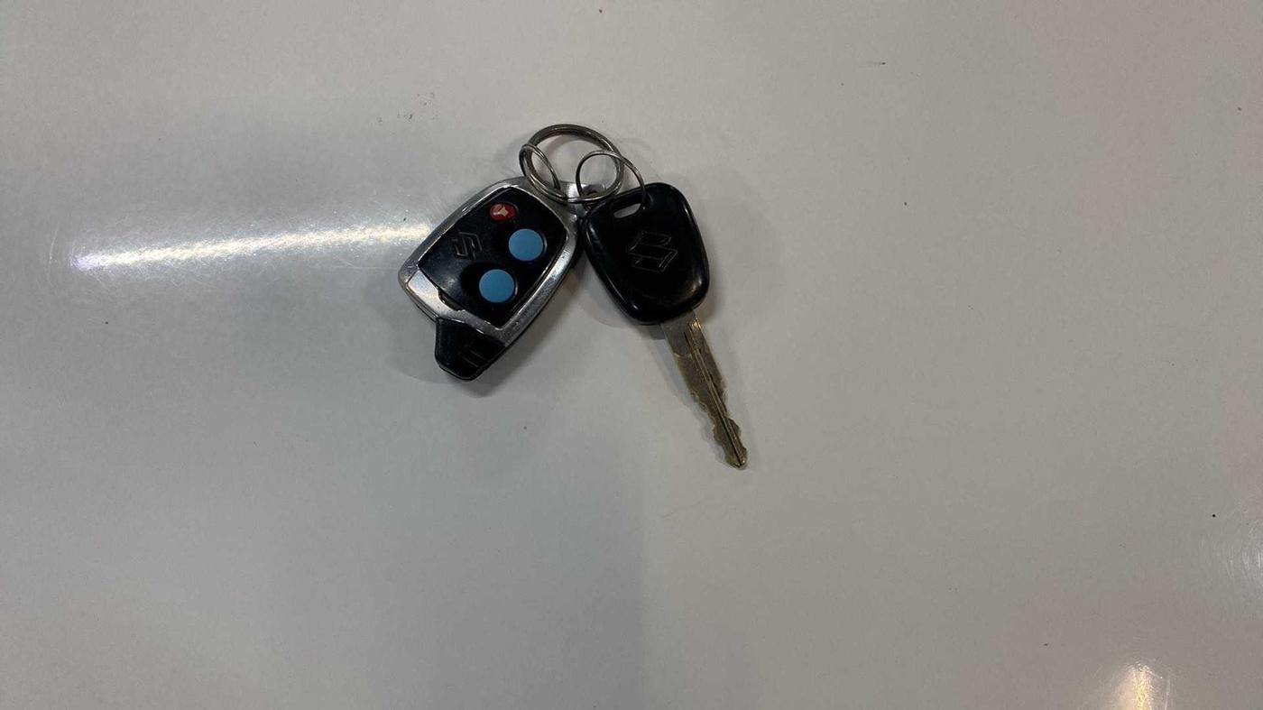 2018 Maruti Alto 800 LXI, Petrol, Manual, 69,591 km, Key Close Up
