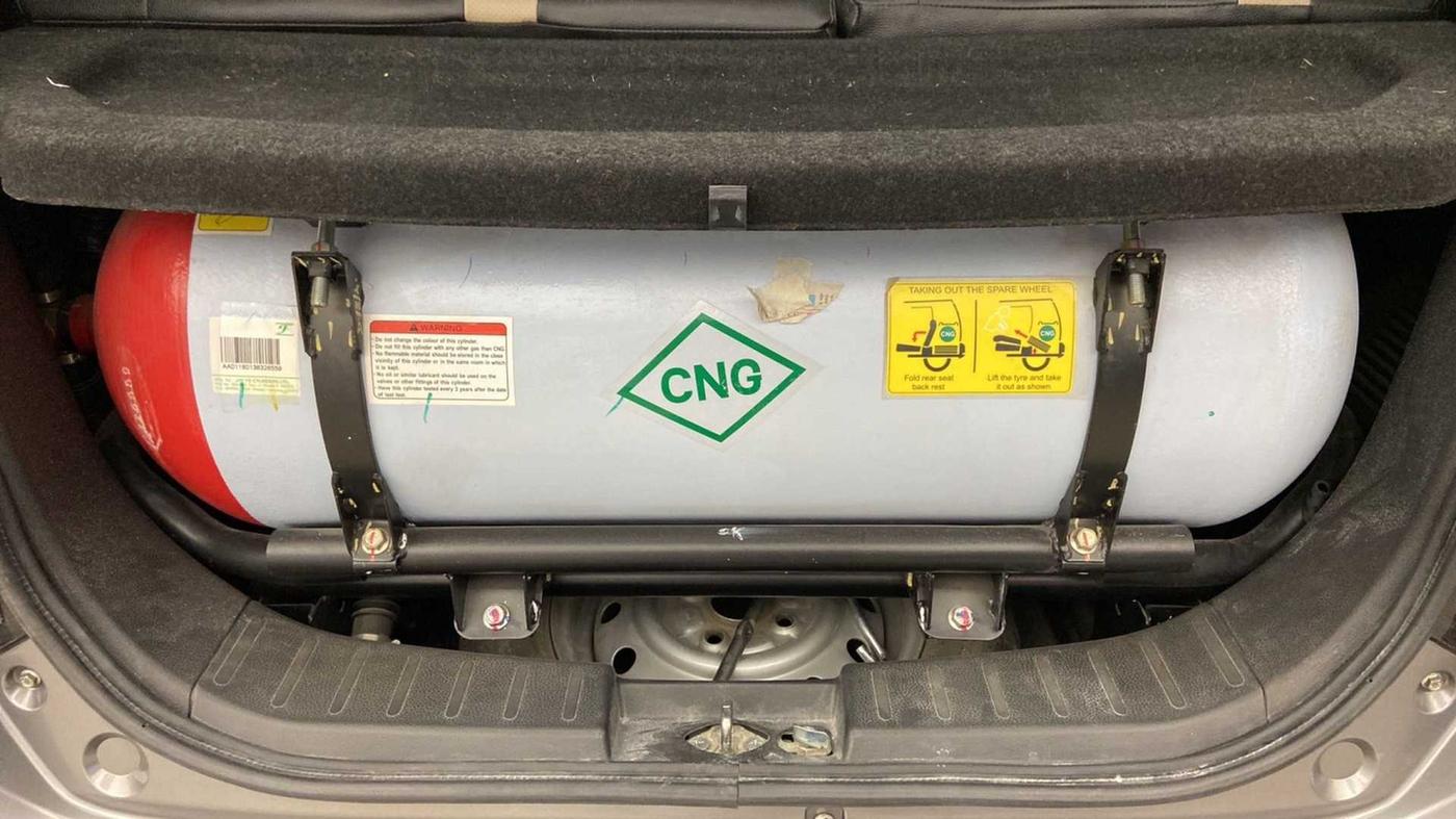 2018 Maruti Wagon R 1.0 LXI CNG, CNG, Manual, 62,008 km, Boot Inside