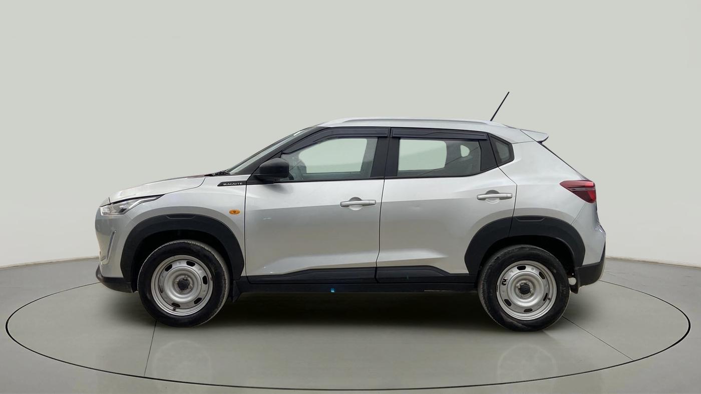 2021 Nissan MAGNITE XE, Petrol, Manual, 13,773 km, Left Side