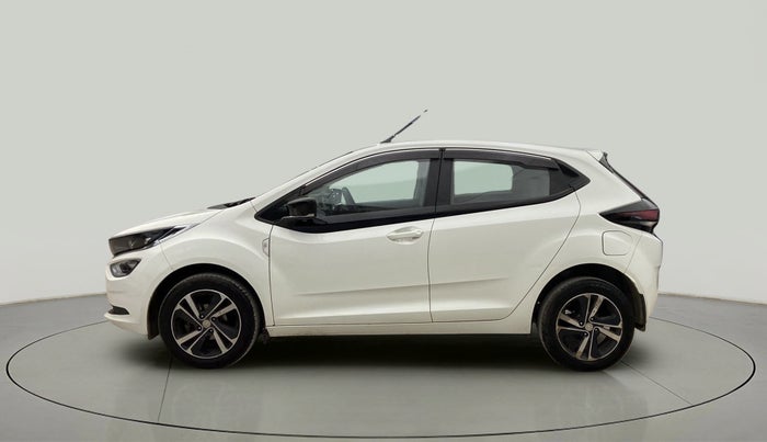 2023 Tata ALTROZ XZ PETROL, Petrol, Manual, 16,595 km, Left Side