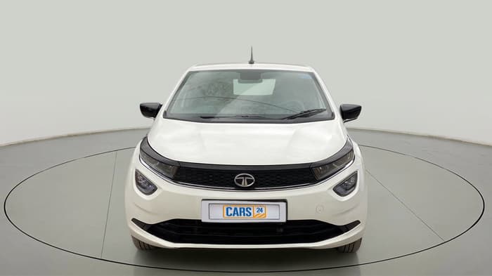 2023 Tata ALTROZ XZ PETROL, Petrol, Manual, 16,595 km, Front
