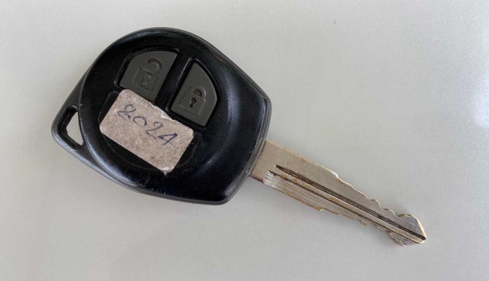 2021 Maruti Swift VXI, Petrol, Manual, 46,192 km, Key Close Up