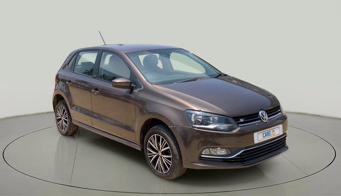 2017 Volkswagen Polo HIGHLINE1.2L, Petrol, Manual, 1,00,853 km, SRP