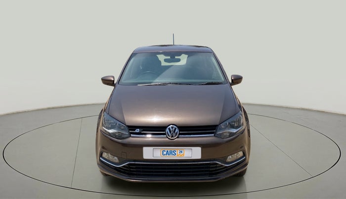 2017 Volkswagen Polo HIGHLINE1.2L, Petrol, Manual, 1,00,853 km, Front