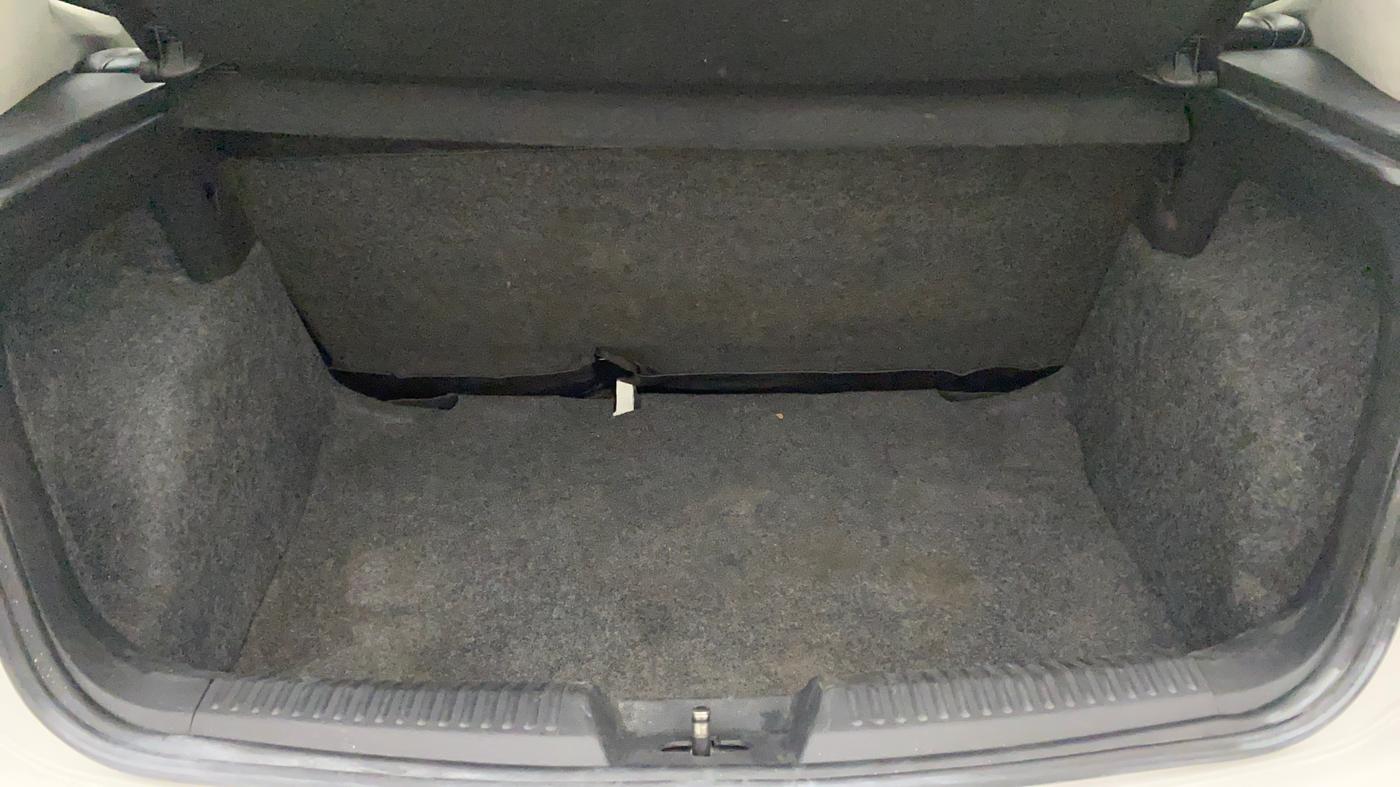 2015 Volkswagen Polo GT TSI AT, Petrol, Automatic, 96,015 km, Boot Inside
