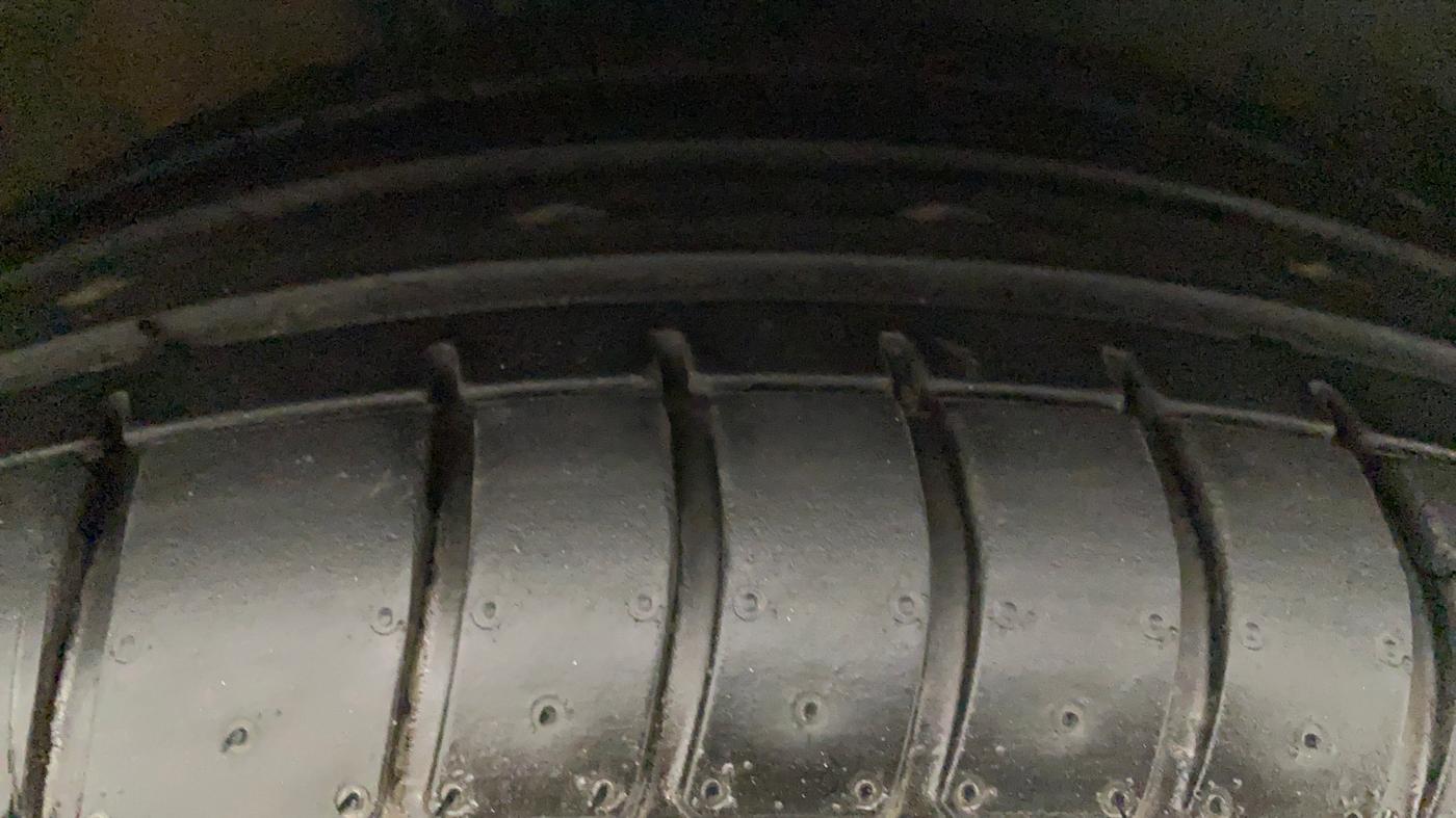 2015 Volkswagen Polo GT TSI AT, Petrol, Automatic, 96,015 km, Right Front Tyre Tread