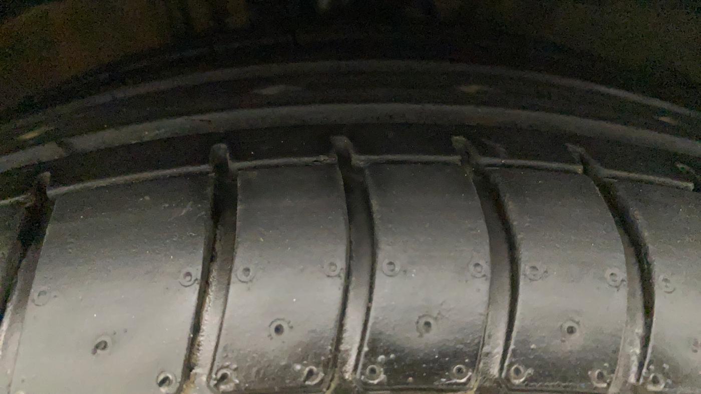 2015 Volkswagen Polo GT TSI AT, Petrol, Automatic, 96,015 km, Left Front Tyre Tread