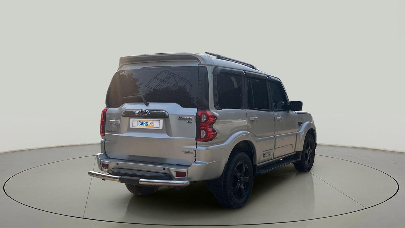 2018 Mahindra Scorpio S11 2WD, Diesel, Manual, 69,516 km, Right Back Diagonal