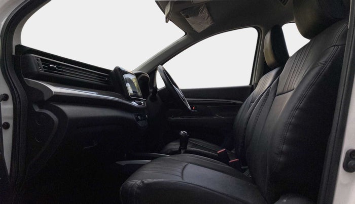 2022 Maruti XL6 ZETA MT, Petrol, Manual, 23,325 km, Right Side Front Door Cabin