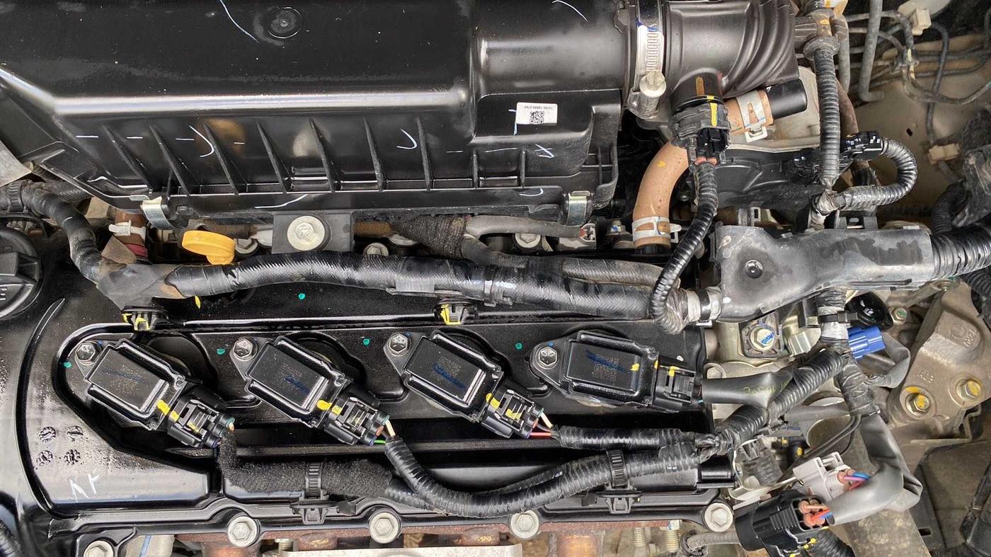 2022 Maruti XL6 ZETA MT, Petrol, Manual, 23,325 km, Open Bonet