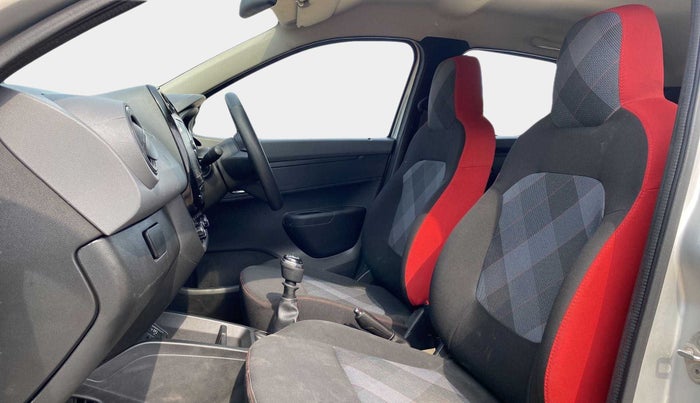 2020 Renault Kwid RXT 1.0 (O), Petrol, Manual, 14,267 km, Right Side Front Door Cabin