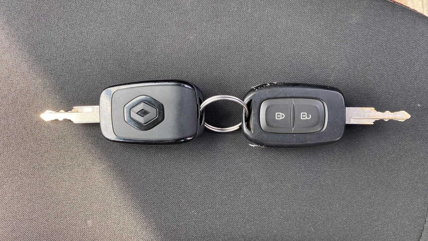 2020 Renault Kwid RXT 1.0 (O), Petrol, Manual, 14,267 km, Key Close Up