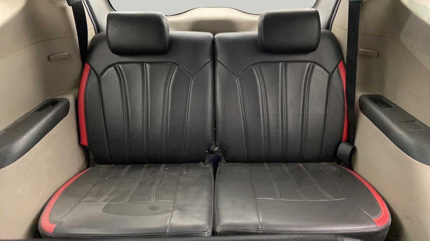 2019 Renault TRIBER RXT, Petrol, Manual, 47,800 km, Third Seat Row ( optional )