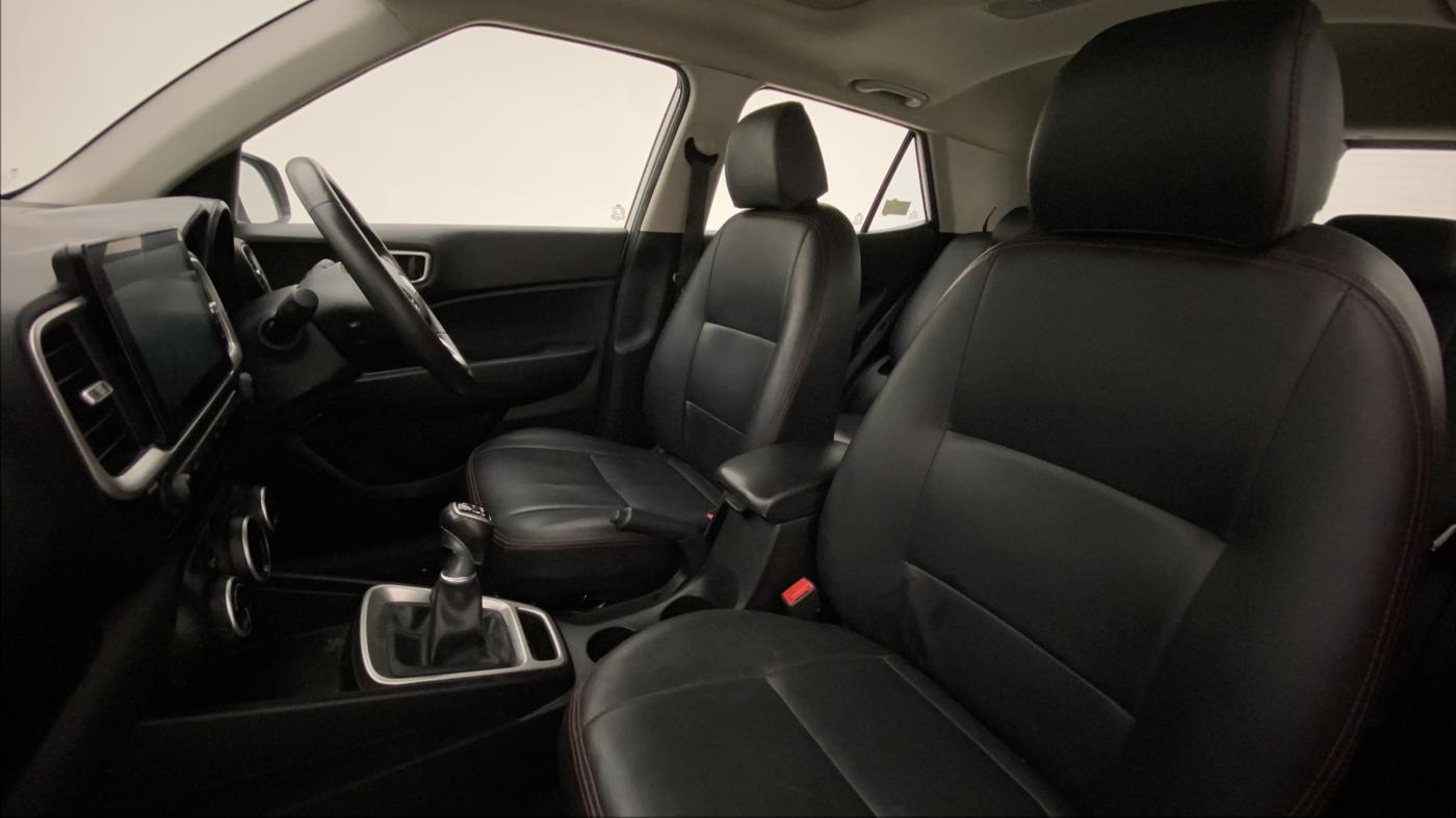 2019 Hyundai VENUE SX 1.0 TURBO, Petrol, Manual, 31,312 km, Right Side Front Door Cabin